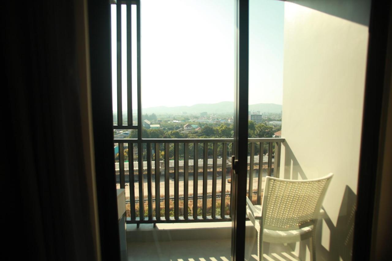 Huahin Dusitd2 Residences, Apartments Near Beach ภายนอก รูปภาพ